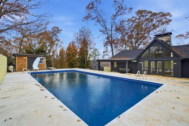 4225 Twin Rivers Drive, Gainesville, GA 30504