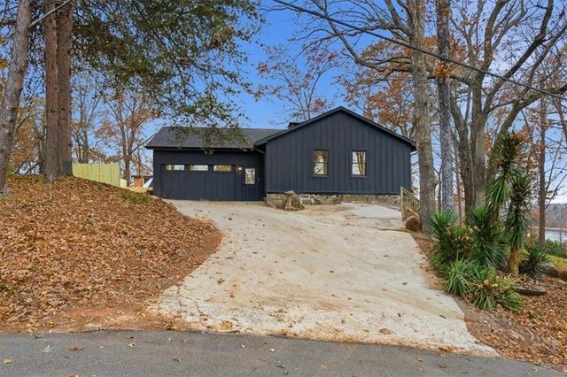 4225 Twin Rivers Drive, Gainesville, GA 30504