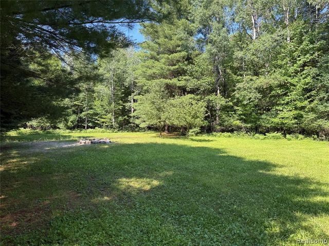 1501 Michael Drive, Alger, MI 48610