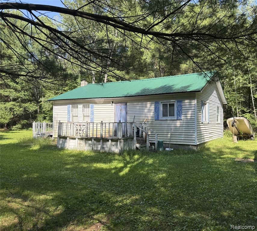 1501 Michael Drive, Alger, MI 48610