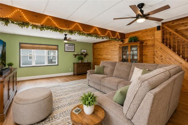 54 East White Street, Summit Hill Boro, PA 18250