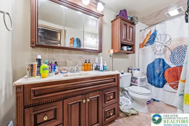 54 East White Street, Summit Hill Boro, PA 18250