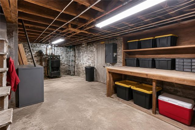 54 East White Street, Summit Hill Boro, PA 18250