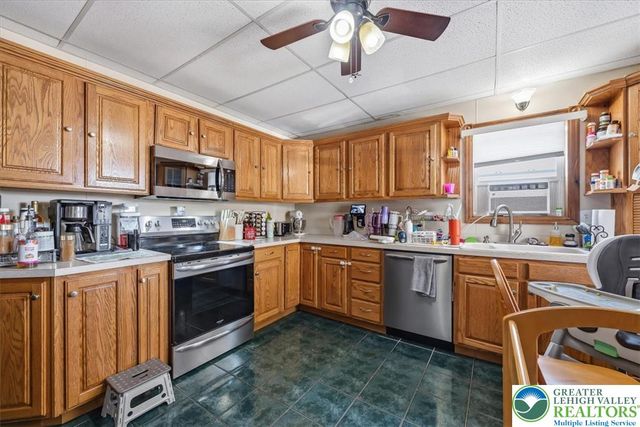 54 East White Street, Summit Hill Boro, PA 18250