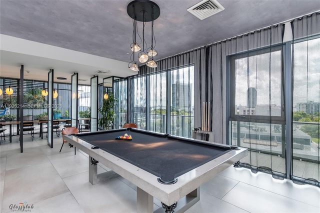 121 NE 34th St PH3215, Miami, FL 33137