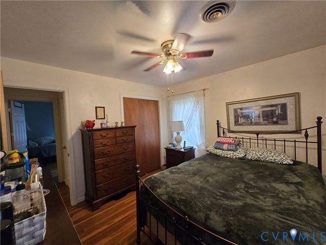 3203 Norfolk St, Hopewell, VA 23860