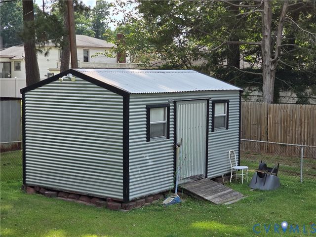 3203 Norfolk St, Hopewell, VA 23860