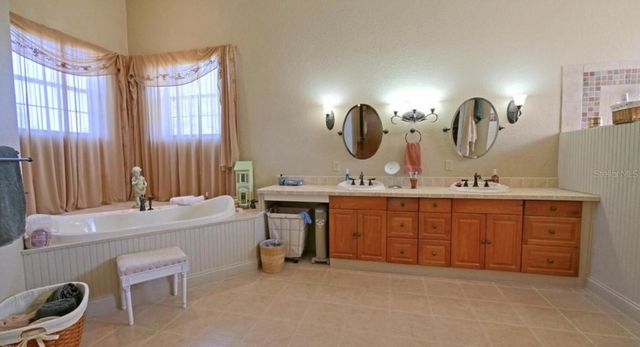 12770 N US HIGHWAY 27, Ocala, FL 34482