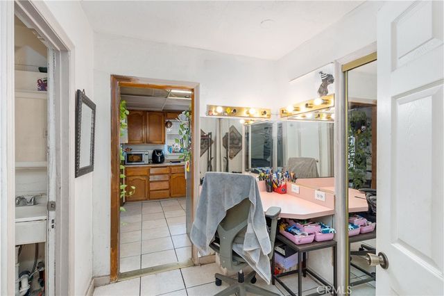 1859 Davidson, San Bernardino, CA 92411