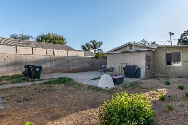 1859 Davidson, San Bernardino, CA 92411