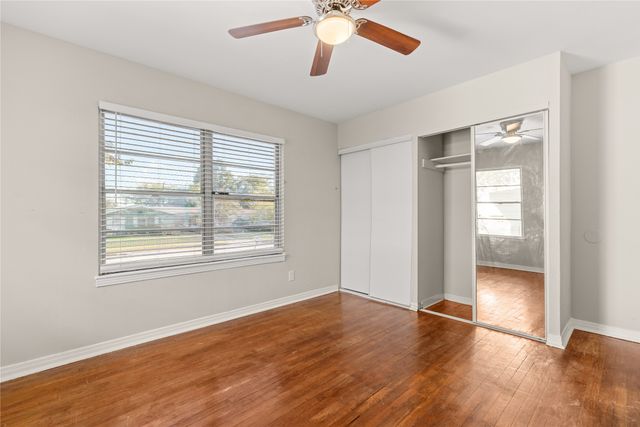 205 Laurel Lane, Mcgregor, TX 76657