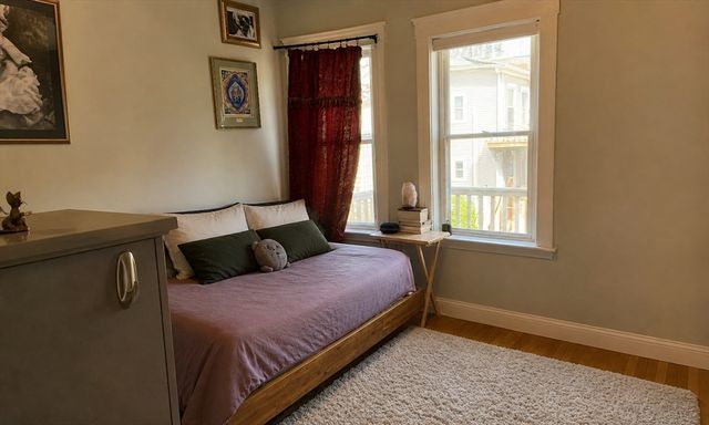 113 Hillsdale Rd 113, Somerville, MA 02144