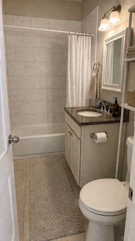 113 Hillsdale Rd 113, Somerville, MA 02144