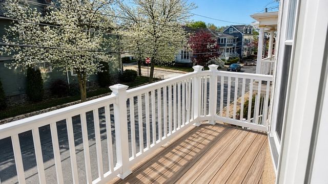 113 Hillsdale Rd 113, Somerville, MA 02144