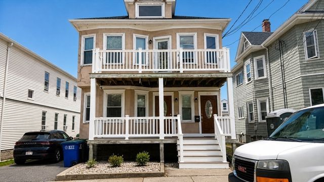 113 Hillsdale Rd 113, Somerville, MA 02144