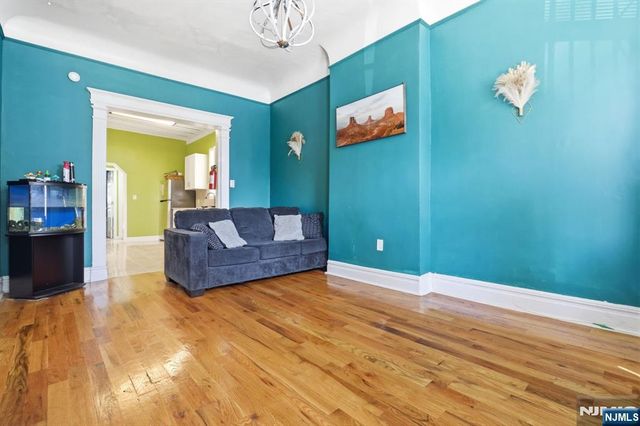 443 14th Avenue, Irvington, NJ 07111