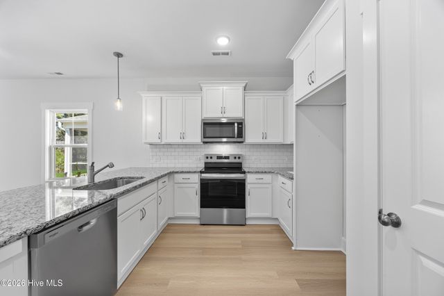 203 Brookfield Branch Road 15, Hampstead, NC 28443
