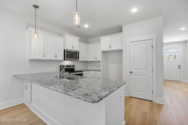 203 Brookfield Branch Road 15, Hampstead, NC 28443