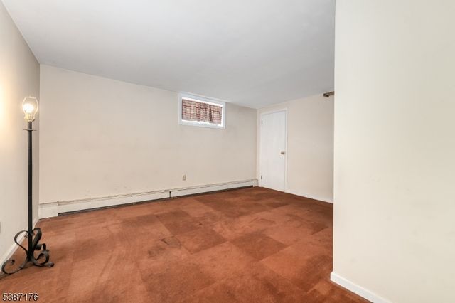 82 Hickory Corner Road, Alexandria Twp., NJ 08848