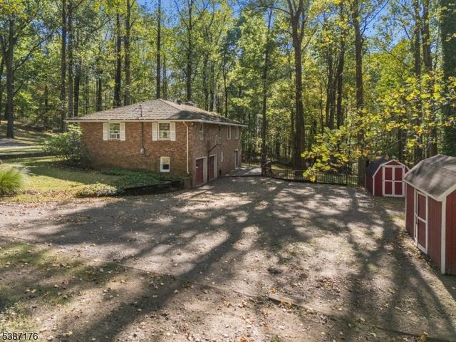 82 Hickory Corner Road, Alexandria Twp., NJ 08848
