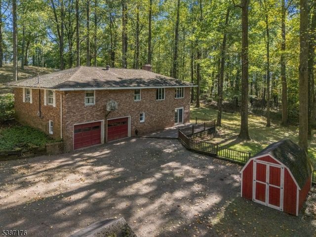 82 Hickory Corner Road, Alexandria Twp., NJ 08848