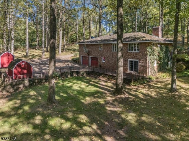 82 Hickory Corner Road, Alexandria Twp., NJ 08848