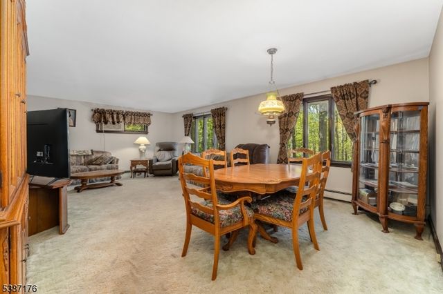 82 Hickory Corner Road, Alexandria Twp., NJ 08848