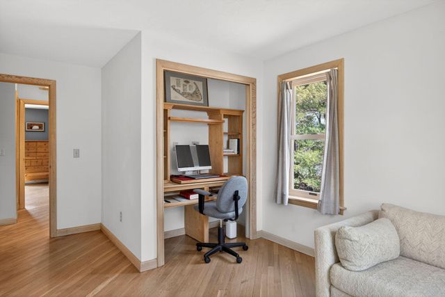 186 Canoe Pond Drive, Brewster, MA 02631