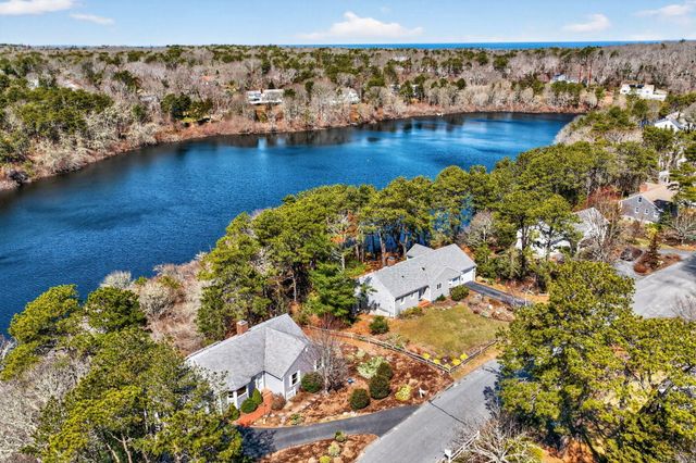 186 Canoe Pond Drive, Brewster, MA 02631