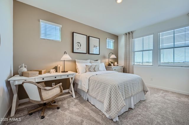 10154 E ULYSSES Avenue, Mesa, AZ 85212