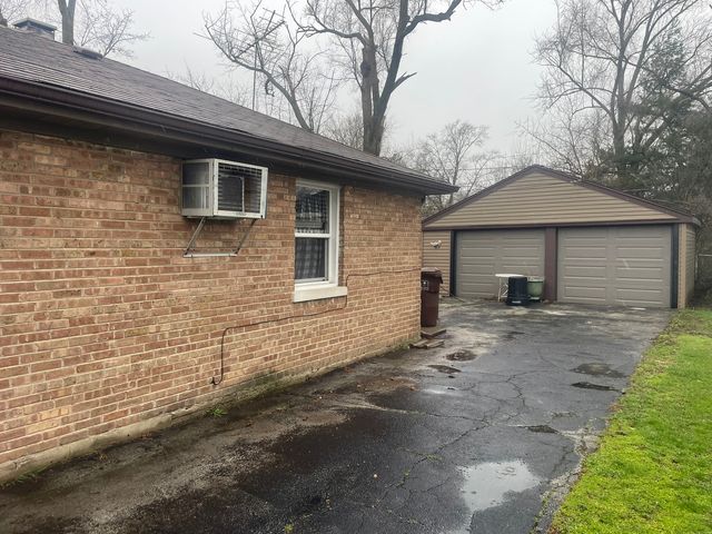 322 NASSAU Street, Park Forest, IL 60466