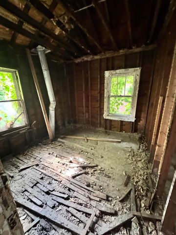 1072 Van Buren Street, Gary, IN 46402