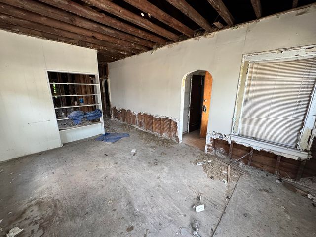 1072 Van Buren Street, Gary, IN 46402