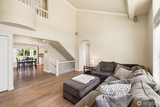 3221 196th Avenue Ct E, Lake Tapps, WA 98391