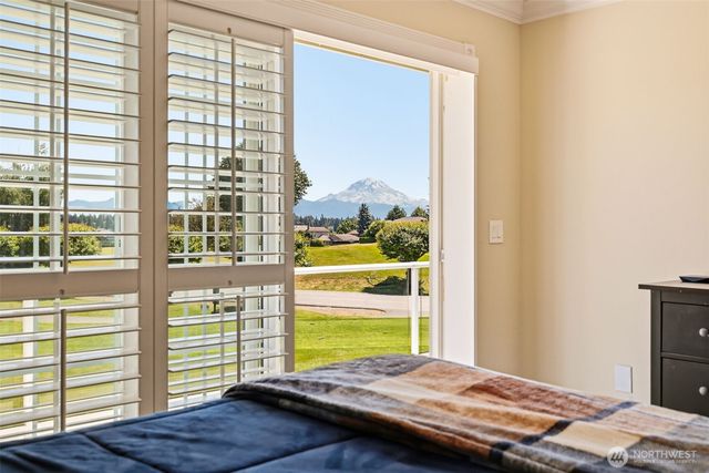 3221 196th Avenue Ct E, Lake Tapps, WA 98391