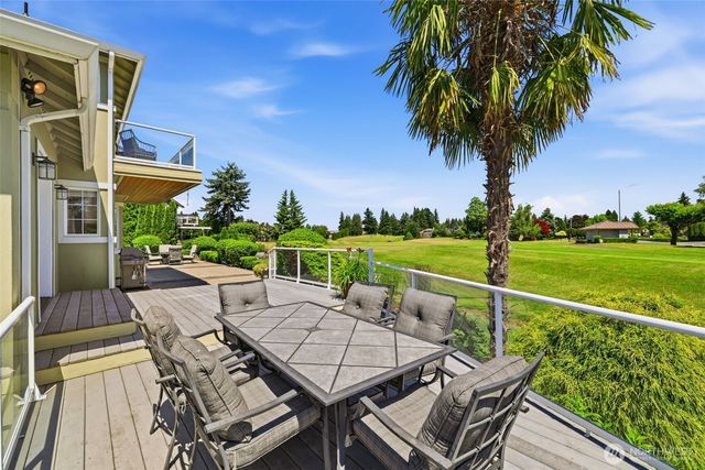 3221 196th Avenue Ct E, Lake Tapps, WA 98391
