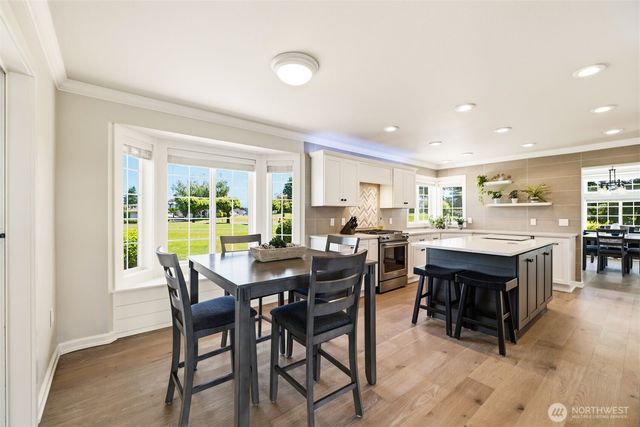 3221 196th Avenue Ct E, Lake Tapps, WA 98391