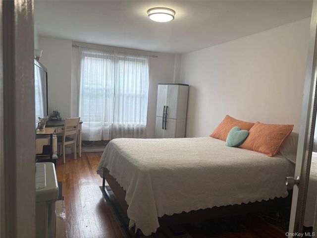 41-31 51st Street 6E, Woodside, NY 11377
