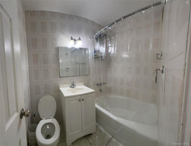 41-31 51st Street 6E, Woodside, NY 11377
