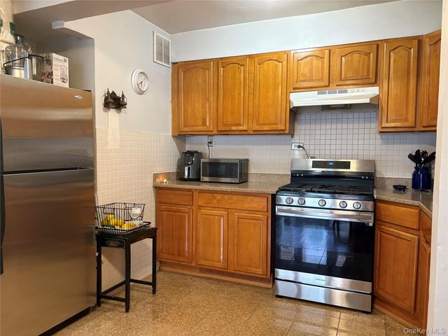 41-31 51st Street 6E, Woodside, NY 11377
