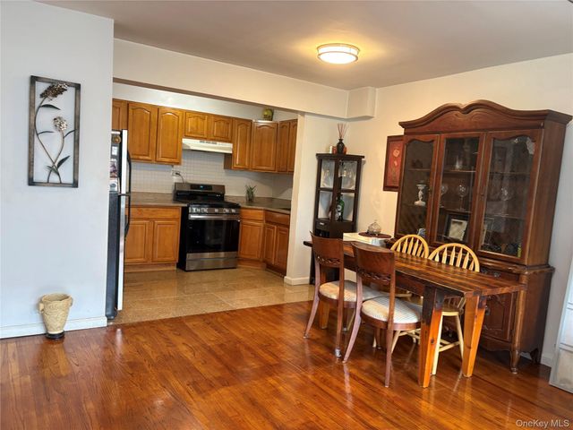 41-31 51st Street 6E, Woodside, NY 11377