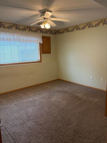 12800 Eastview Curve, Apple Valley, MN 55124