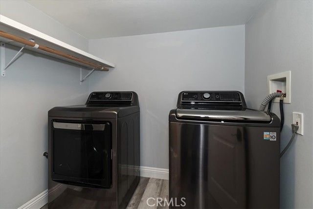 27565 North Bay Rd, Lake Arrowhead, CA 92352