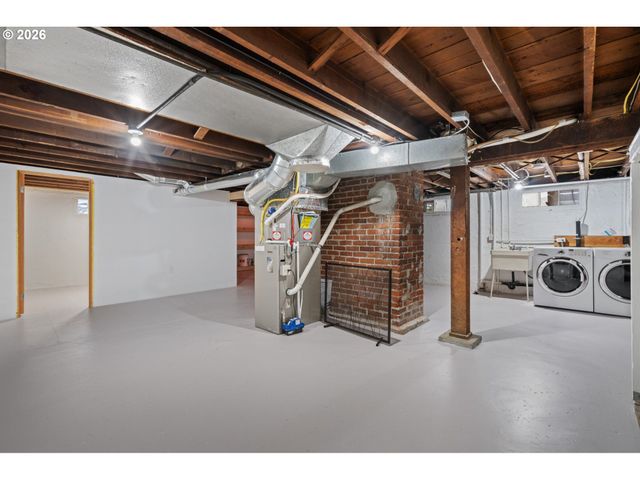 4224 Se 16TH Ave, Portland, OR 97202