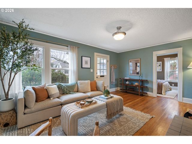 4224 Se 16TH Ave, Portland, OR 97202