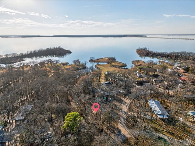 594 Briggs Boulevard, East Tawakoni, TX 75472