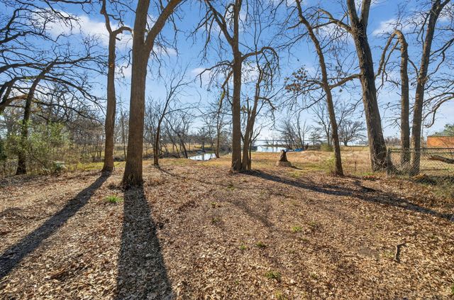 594 Briggs Boulevard, East Tawakoni, TX 75472