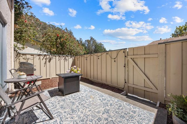 1499 Terra Nova Boulevard, Pacifica, CA 94044