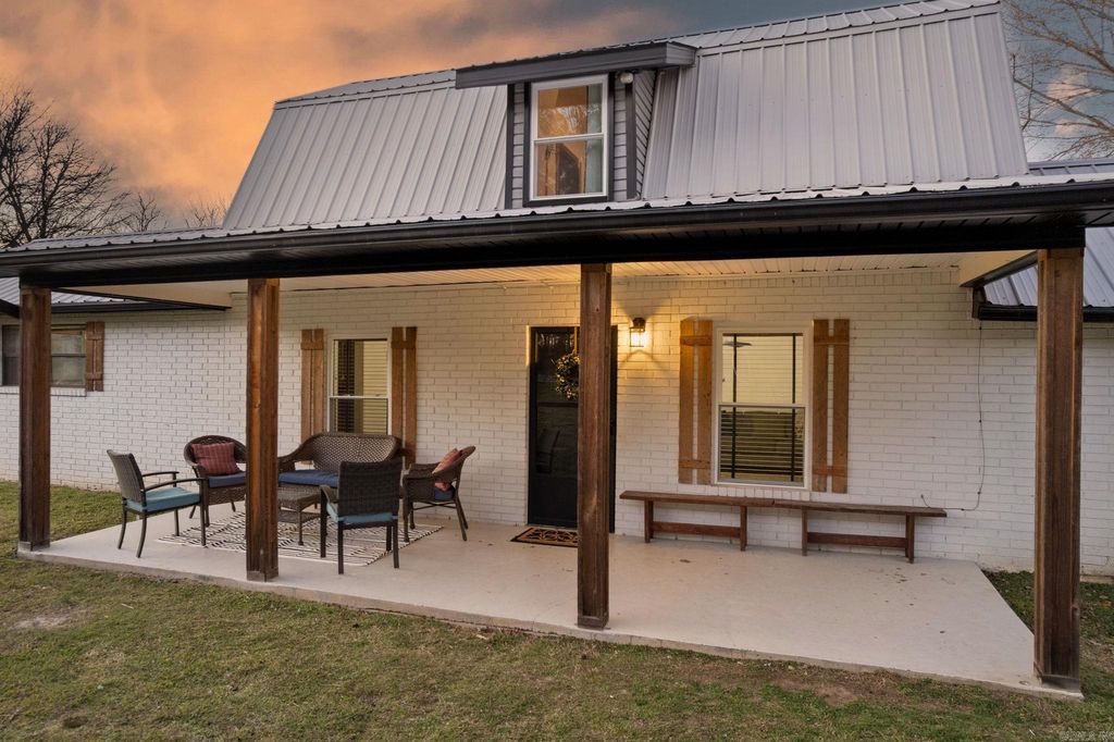 2419 HWY 128, Lonsdale, AR 72087