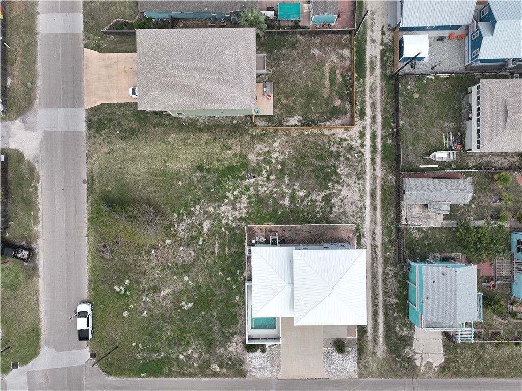 519 S 10th St, Port Aransas, TX 78373 — photo 3